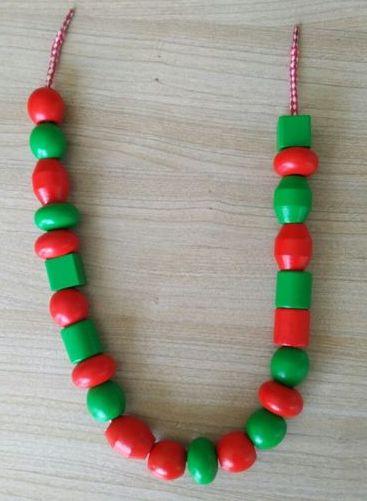 Collier de petites perles